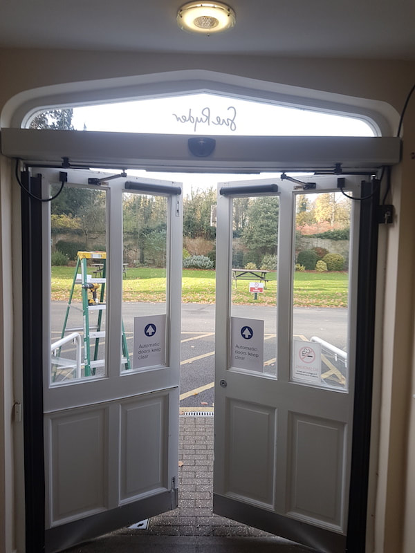 Auto swing doors in Northampton